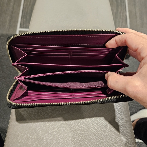 COACH Black Long Leather Wallet CLUTCH with Signature Front Buckles - Picture 5 of 7